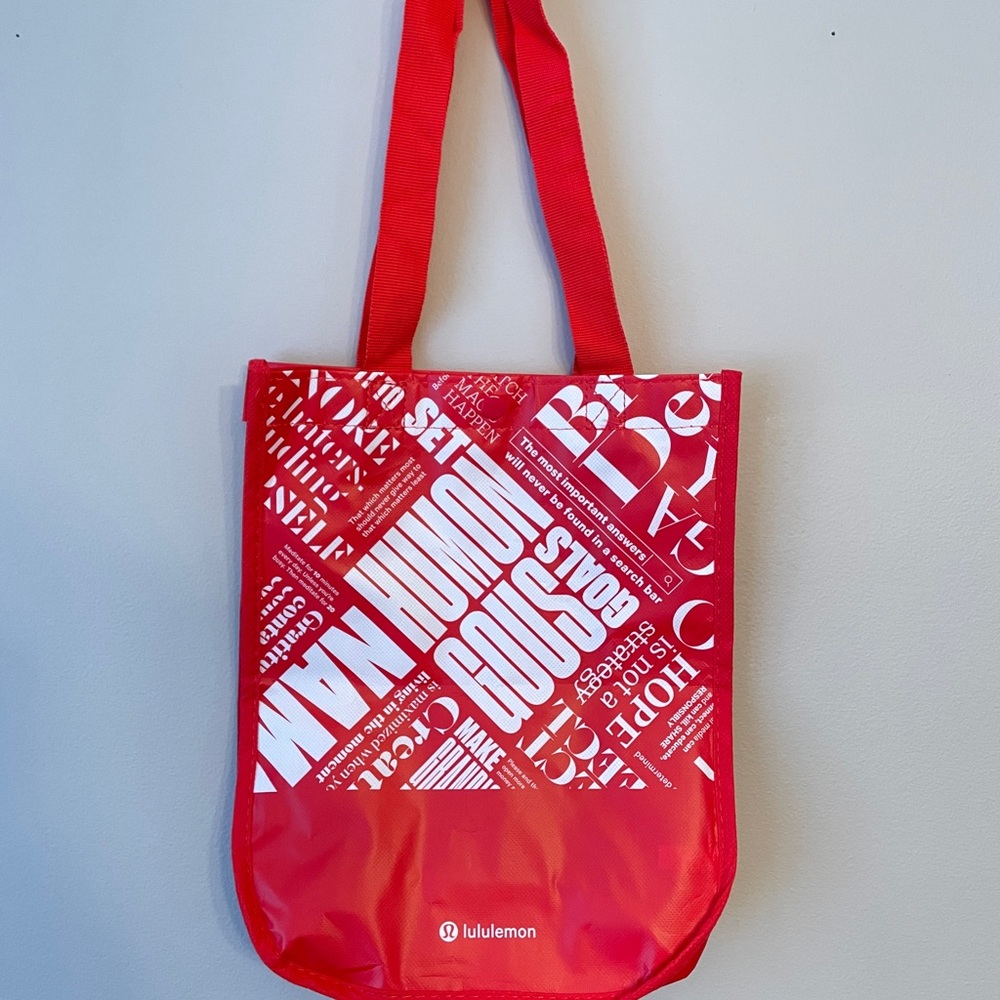 lululemon bag